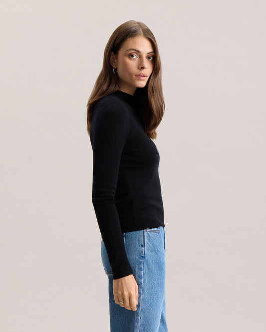 MERINO MOCK NECK SWEATER